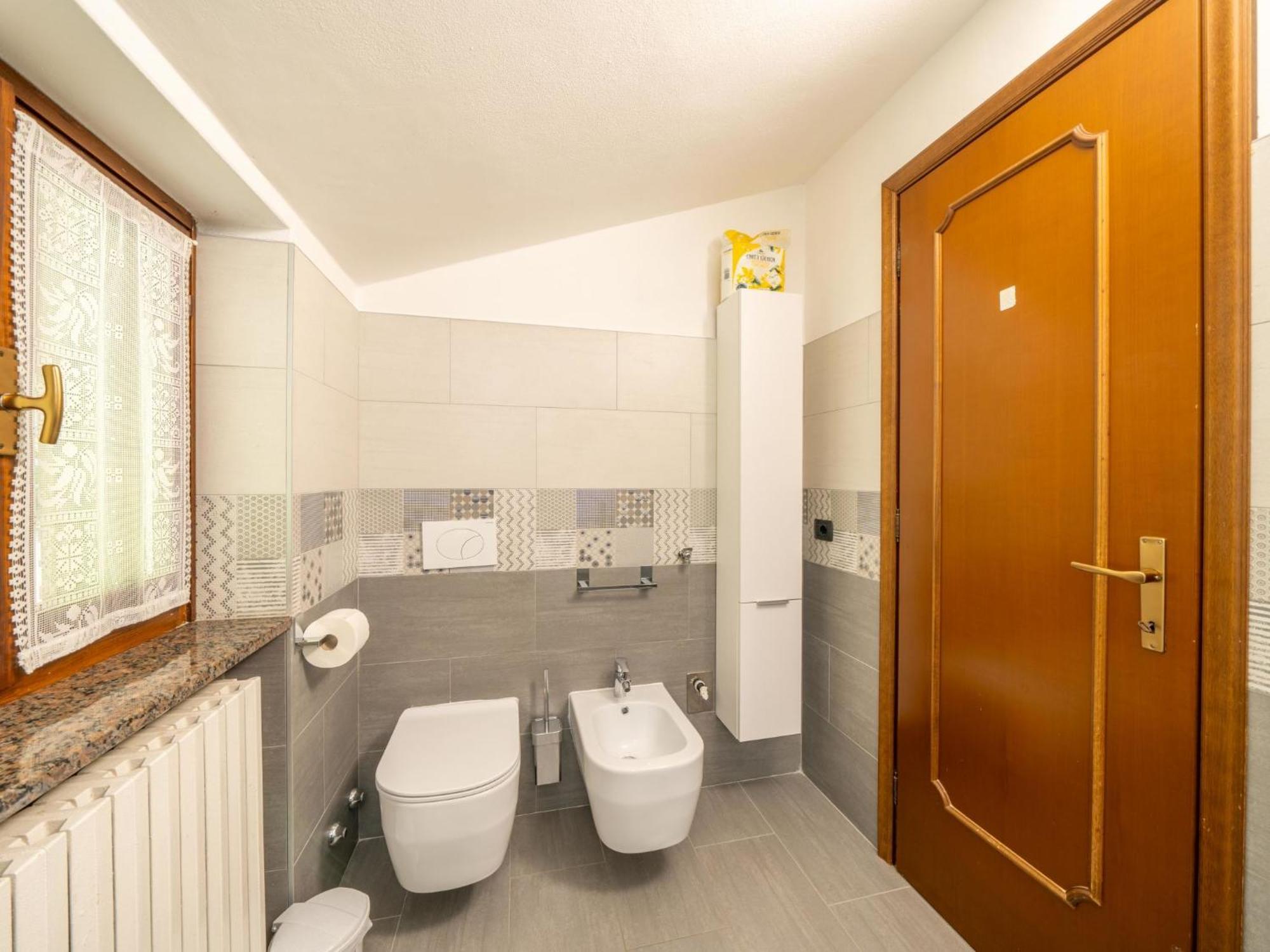 Apartment Tondo-2 By Interhome Castelveccana Exterior foto